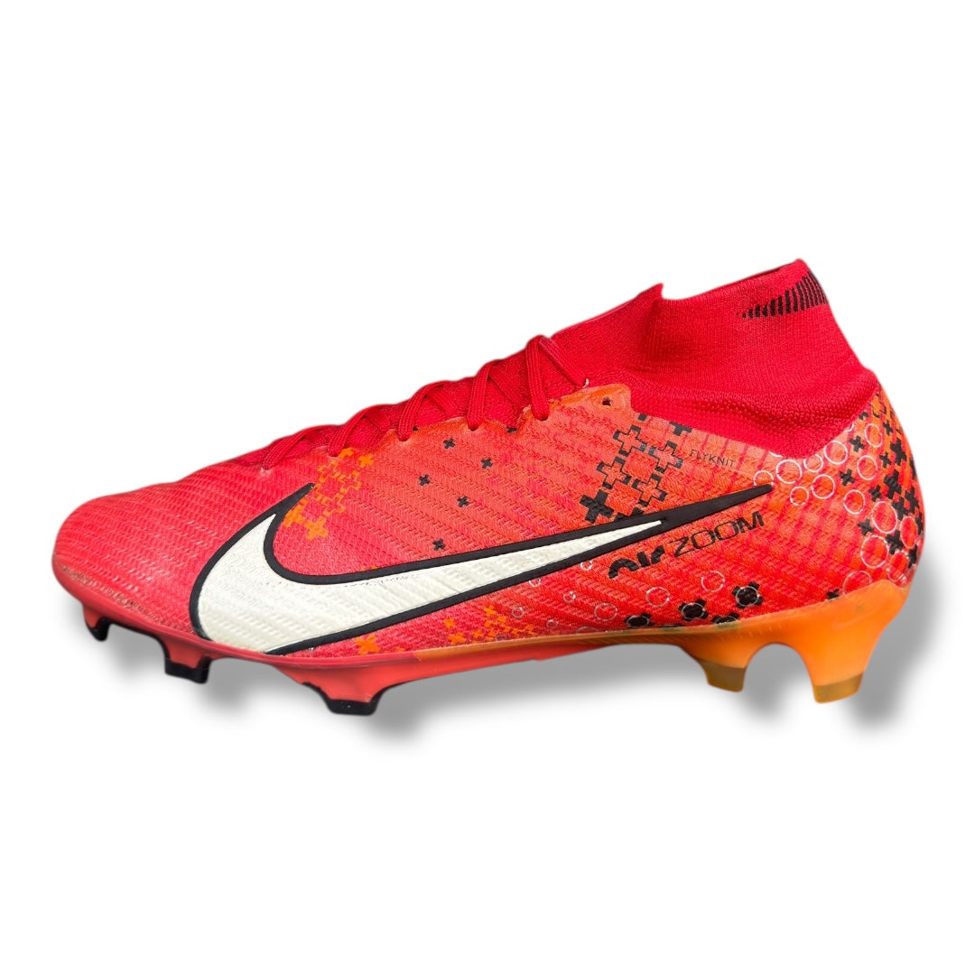 NIKE MERCURIAL SUPERFLY 9 ELITE FG