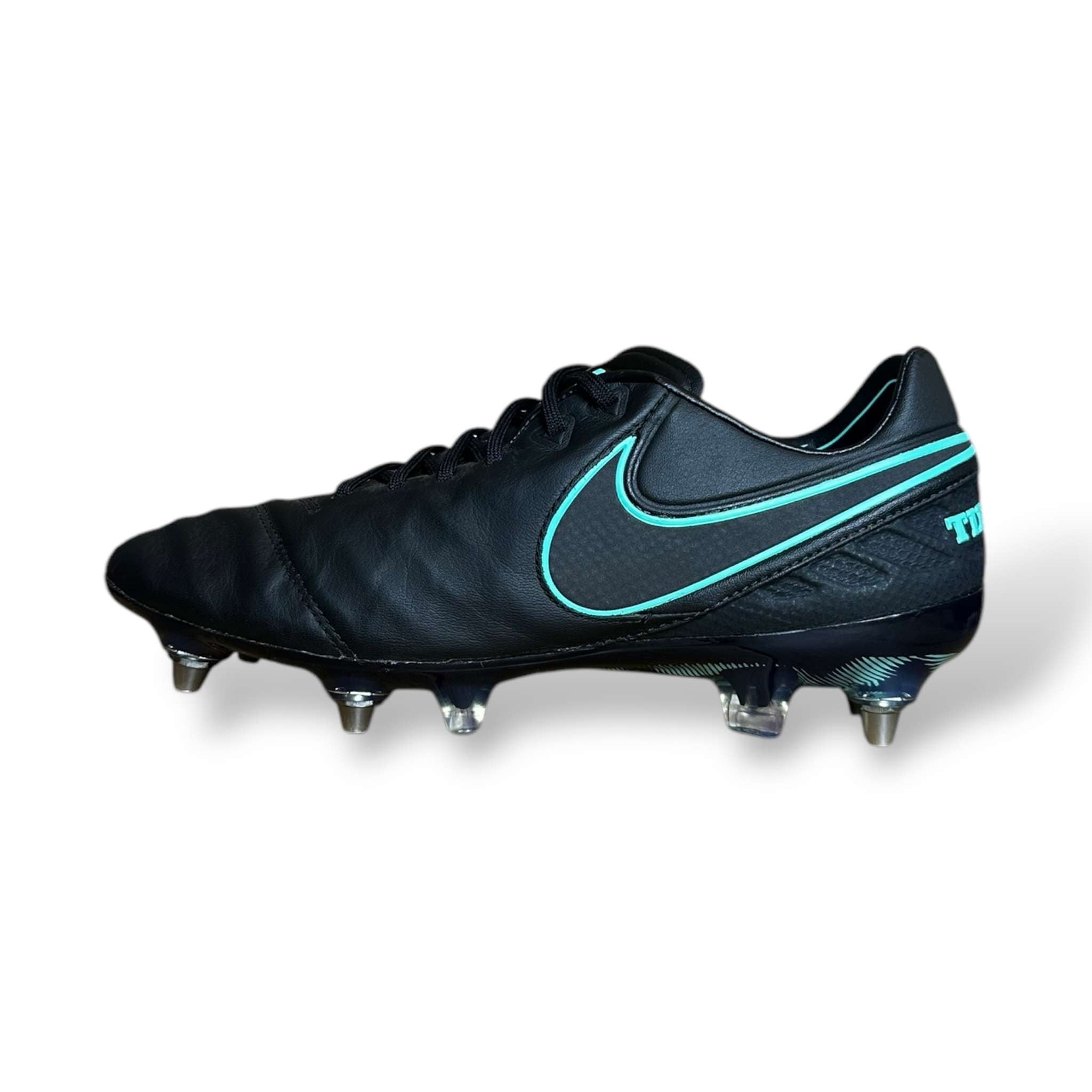 NIKE TIEMPO LEGEND VII SG-PRO