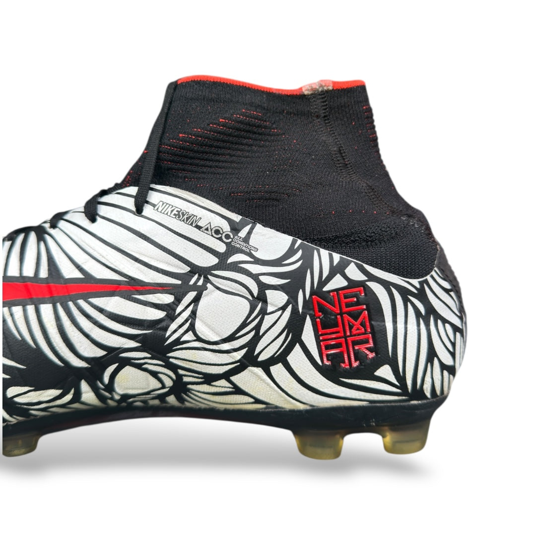 NIKE HYPERVENOM II AG