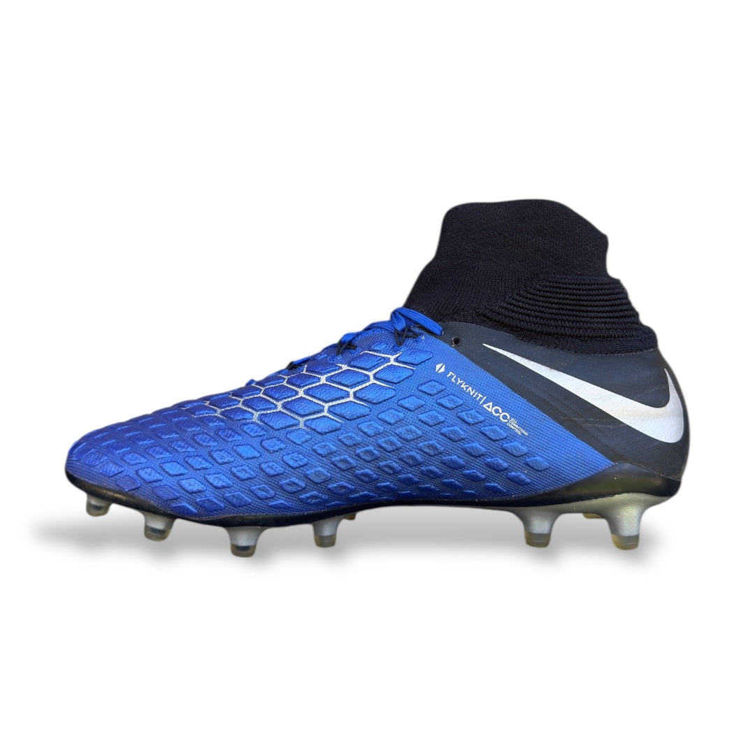 NIKE HYPERVENOM III FG