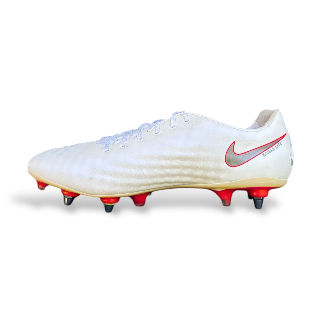 NIKE MAGISTA OPUS II SG PRO
